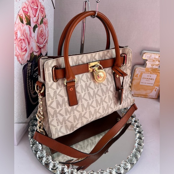 Michael Kors Hamilton vanilla and brown Logo Satchel Handbag  or shoulder bag - Picture 6 of 13